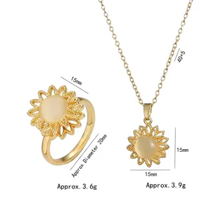 Ensemble bijoux tournesol doré avec collier et bague sertis de pierres œil-de-chat