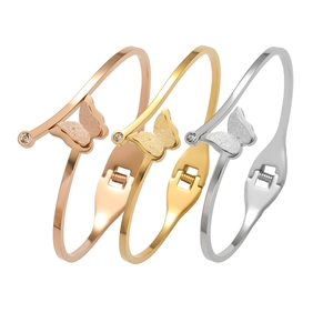 Elegant frosted butterfly open spring bracelets in gold, rose gold and silver finish