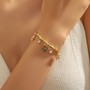 Bracelet à perles dorées pour femmes avec breloques étoiles et croix en émail coloré
