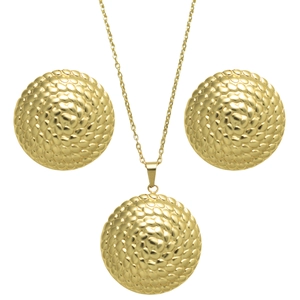Parure de bijoux dorés circulaires avec collier texturé et boucles d'oreilles clous