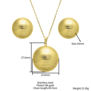 Parure de bijoux en acier inoxydable plaqué or 18 carats avec collier et boucles sphériques