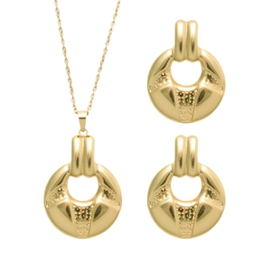 Parure de bijoux dorés avec collier cylindrique évidé et boucles d'oreilles texturées