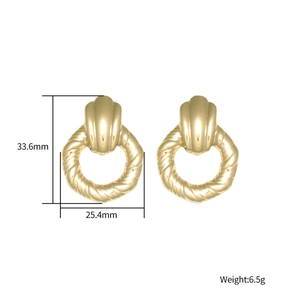 Boucles d'oreilles en acier inoxydable plaqué or 18K avec coquillage et torsade