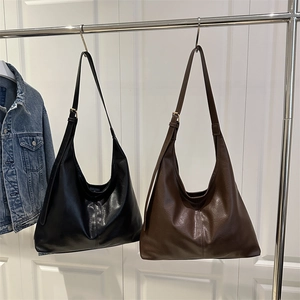 Minimalist vintage large capacity leather tote bags in black and dark brown colors