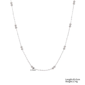 Halskette aus Edelstahl in Silber mit 3,7mm Perlen und einer Gesamtlänge von 45cm