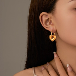 Heart Pendant Hoop Earrings 304 Stainless Steel Gold Plated Minimalist Geometric Jewelry For Women