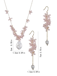 Detailed dimensions of pink petal and baroque pearl jewelry set with measurements