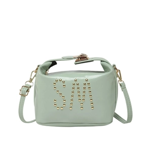 Sac fourre-tout en cuir vert menthe avec rivets SM dorés et sangle ajustable