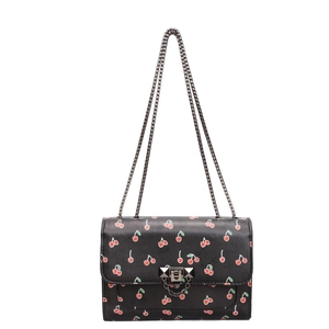 Sac à main carré noir à imprimé cerise avec bandoulière chaîne et boucle à rivets