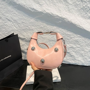 Sac à Épaule Mode Femme avec Rivets Nylon Croissant Hobo Bandoulière Couleur Unie Minimaliste Urbain Sac à Main Polyvalent de Voyage