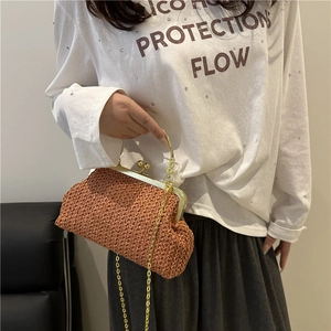 Straw shell clasp bag with gold handle and chain strap for evening dinner parties