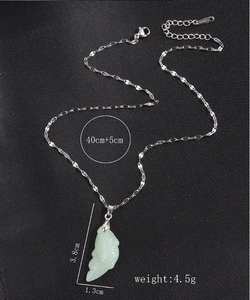 Spécifications de taille pour le collier en argent avec un pendentif en jade vert