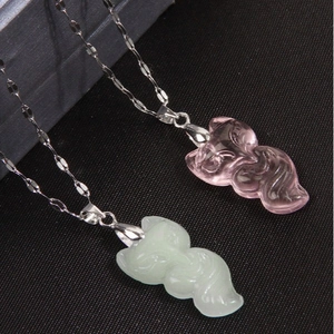 Collares con colgante de zorro en piedra rosa y verde con cadena de cuentas plata