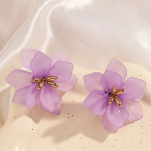 Bohemian purple flower stud earrings with golden pistils and translucent matte finish