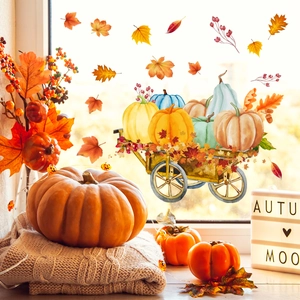 Herbst Fensteraufkleber mit Aquarell Kürbiswagen und Ahornblättern auf dem Glas