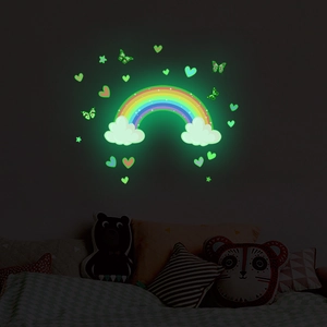 Autocollants Muraux Lumineux Dans Le Noir Arc-En-Ciel Cœur Étoile Papillon PVC Décalcomanies Fluorescentes Pour Chambre D'Enfant