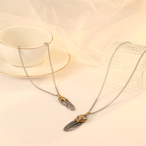 Retro titanium steel feather pendant necklace set with vintage silver finish for men