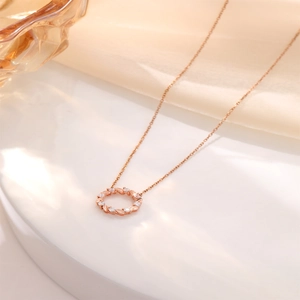 Elegant S925 silver rose gold flower wreath pendant necklace with sparkling zircons