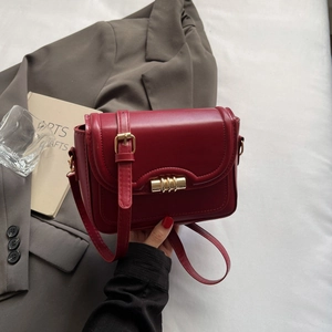 Women Vintage PU Leather Small Square Shoulder Bag With Metal Buckle Flap Crossbody Purse Urban Simple Fashion Satchel