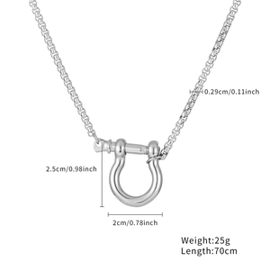 Men's stainless steel horseshoe shackle necklace with dimensions 2.5x2.0cm and 70cm chain