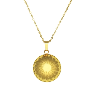 Élégant collier doré avec pendentif ovale à texture soleil sur chaîne fine