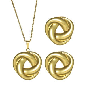 Elegantes Goldschmuck-Set mit geflochtenem Knoten Design aus Halskette und Ohrringen