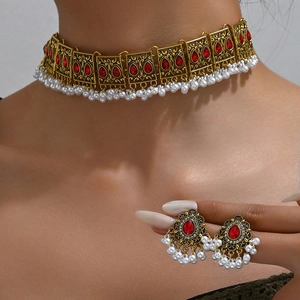 Parure De Bijoux Bohème Vintage Alliage Strass Collier Choker Et Boucles D'oreilles Avec Glands De Künstliche Perles Artificielles Style Ethnique Femmes