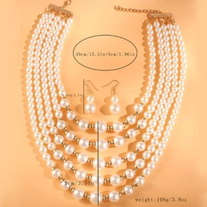 Elegante meerlagige parelketting en oorbellenset met vergulde karabijnsluiting voor dames