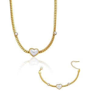Ensemble de bijoux en acier doré avec collier pendentif cœur blanc et bracelet perles