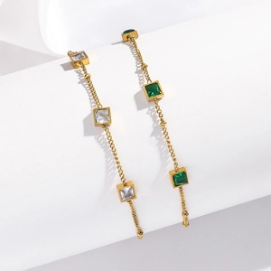 Bracelet chaîne en acier doré avec zircons carrés géométriques verts et blancs élégants
