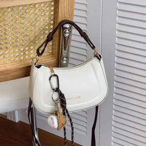 Borsa Sottobraccio in PU Bianca da Donna Vintage Francese Con Pendente da Baseball Borsa Hobo a Mezzaluna alla Moda per Pendolari Borsa a Tracolla