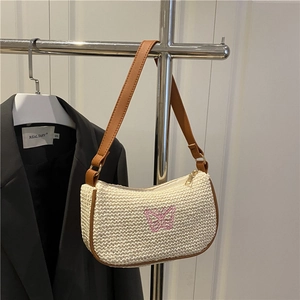 Sac sous le bras classique en paille tissée pour femme avec broderie papillon et cuir brun