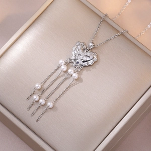 Collier Pendentif Coeur En Acier Inoxydable Coeur Évidé Avec Glands En Zircon Et Fausses Künstliche Perles Bijoux Pour Femmes