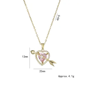 Collana con cuore e freccia dorata, zircone rosa e dettagli misura 40+5cm