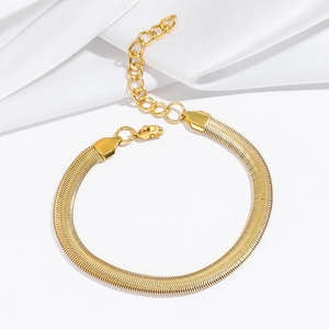 Parure de bijoux en acier titane doré avec collier et bracelet à chaîne serpent plate