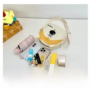 Sac bandoulière Shiba Inu mignon montrant la capacité avec téléphone et parapluie