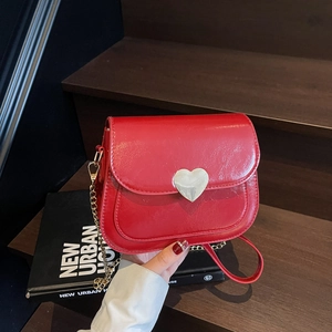 Fashion Women Heart Buckle Crossbody Bag PU Leather Small Square Saddle Bag Gold Chain Strap Elegant Daily Shoulder Bag