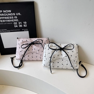 Women Quilted Crossbody Bag Bowknot Decor Chain Strap Shoulder Bag Fashionable Printed Small Square Messenger Bag For Daily Use