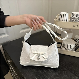 Florale Spitze Schleife Herzanhänger Damen Unterarmtasche Kunstleder Stickerei Schicke Umhängetasche Süße Y2K Mode Handtasche