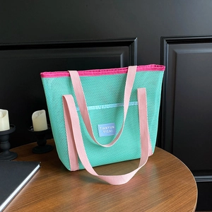 Women Fashion Mesh Tote Bag Contrast Color Lightweight Mesh Handbag For Summer Beach Travel Shopping Vacation Shoulder Bag