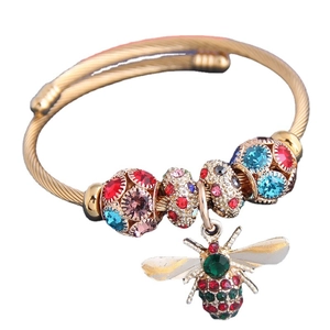 Alloy Steel Wire Open Bangle Bracelet With Bee Dragonfly Pendant Pave Rhinestone Beads Fashion Jewelry For Women