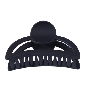 Grande pince à cheveux noir mat avec design évidé pour la coiffure de cheveux épais