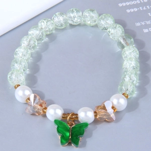 Chic butterfly pendant bracelet with green cracked glass beads and white pearls