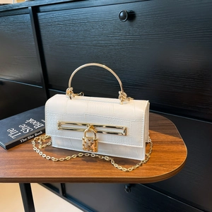 Sac à Main Kelly en Cuir PU Motif Crocodile Vintage pour Femmes Avec Poignée en Métal Chaîne Dorée Sac Bandoulière Verrou Coeur