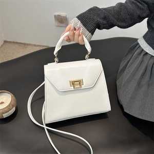 Sac À Bandoulière Chic En Cuir PU Pour Femmes Petit Sac À Main Carré Avec Serrure En Métal Doré Et Poignée Style Tendance