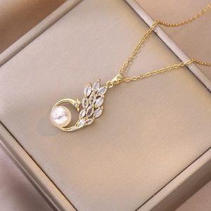 Peacock Pendant Necklace Titanium Steel Inlaid Cubic Zirconia White Artificial Pearl Clavicle Chain Jewelry For Women