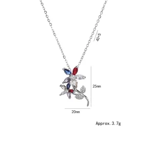 Collier à fleurs élégant avec des pierres marquises multicolores et une chaîne en argent