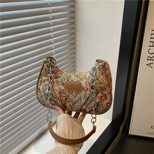 Vintage Floral Jacquard Shoulder Bag For Women Half Moon Hobo Bag Metal Chain Strap PU Leather Trim Retro Underarm Bag