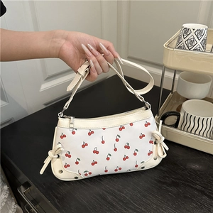 Borsa Sotto l'Ascella da Donna con Stampa a Ciliegia in Pelle PU Dolce Fiocco Rivetto Borsa a Tracolla per Appuntamento Quotidiano