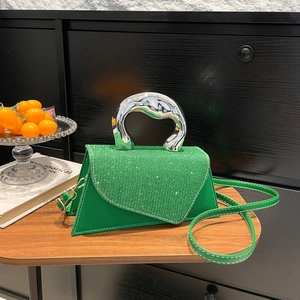 Damen Mode PU Umhängetasche Mit Metallgriff Strass Pailletten Klappe Elegante Trapez Handtasche Für Den Alltag Party
